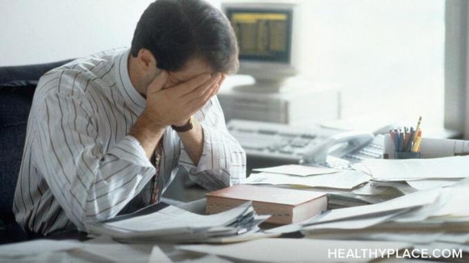 कार्यस्थल में मानसिक स्वास्थ्य कलंक नकारात्मक रूप से प्रभावित कर सकता है क्योंकि कर्मचारी अलग-थलग महसूस करते हैं और अक्सर उपयोग में रहते हैं। काम पर मानसिक बीमारी कलंक हार।