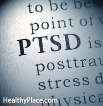 PTSD के मिथक इस विचार को बनाए रखते हैं कि PTSD वाले लोग सैन्य सदस्य हैं, खतरनाक और फ्लैशबैक में रहने वाले। PTSD मिथक और कलंक समाप्त होना चाहिए। इसे पढ़ें।