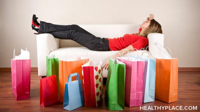 शॉपिंग एडिक्शन थेरेपी सहित विभिन्न प्रकार के शॉपिंग एडिक्शन ट्रीटमेंट को कवर करना और शॉपिंग एडिक्शन की मदद कहाँ से लें।