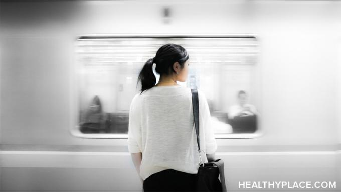 द्विध्रुवी विकार के साथ रहने पर ऑनलाइन वीडियो - परिवार के सदस्यों और दोस्तों के लिए मदद करने के लिए द्विध्रुवी दवाओं के व्यक्तिगत प्रभाव से, अधिक। HealthyPlace.com पर